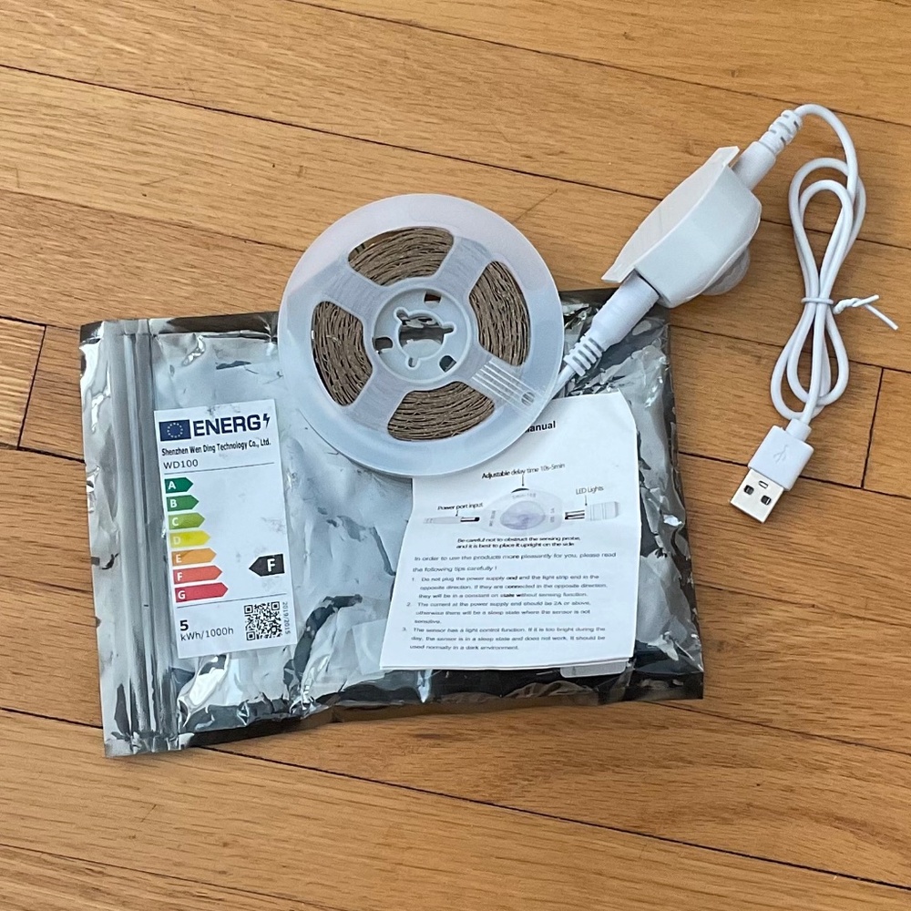 NWOT 5M white light LED lighting.